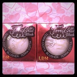 Terra cotta highlighter